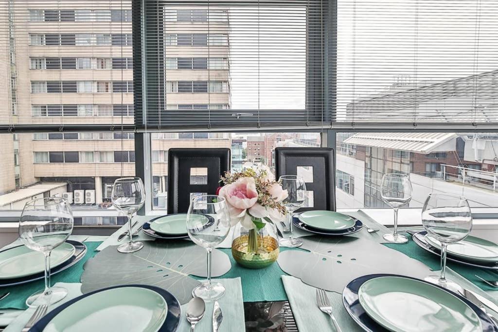 The Exclusive Gem Of Leeds - Sleeps 8 Leeds (West Yorkshire) Exterior foto