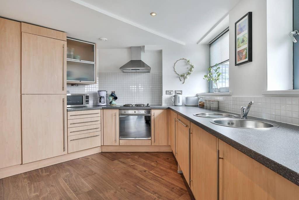 The Exclusive Gem Of Leeds - Sleeps 8 Leeds (West Yorkshire) Exterior foto