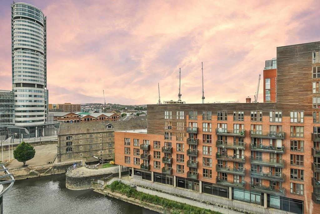 The Exclusive Gem Of Leeds - Sleeps 8 Leeds (West Yorkshire) Exterior foto